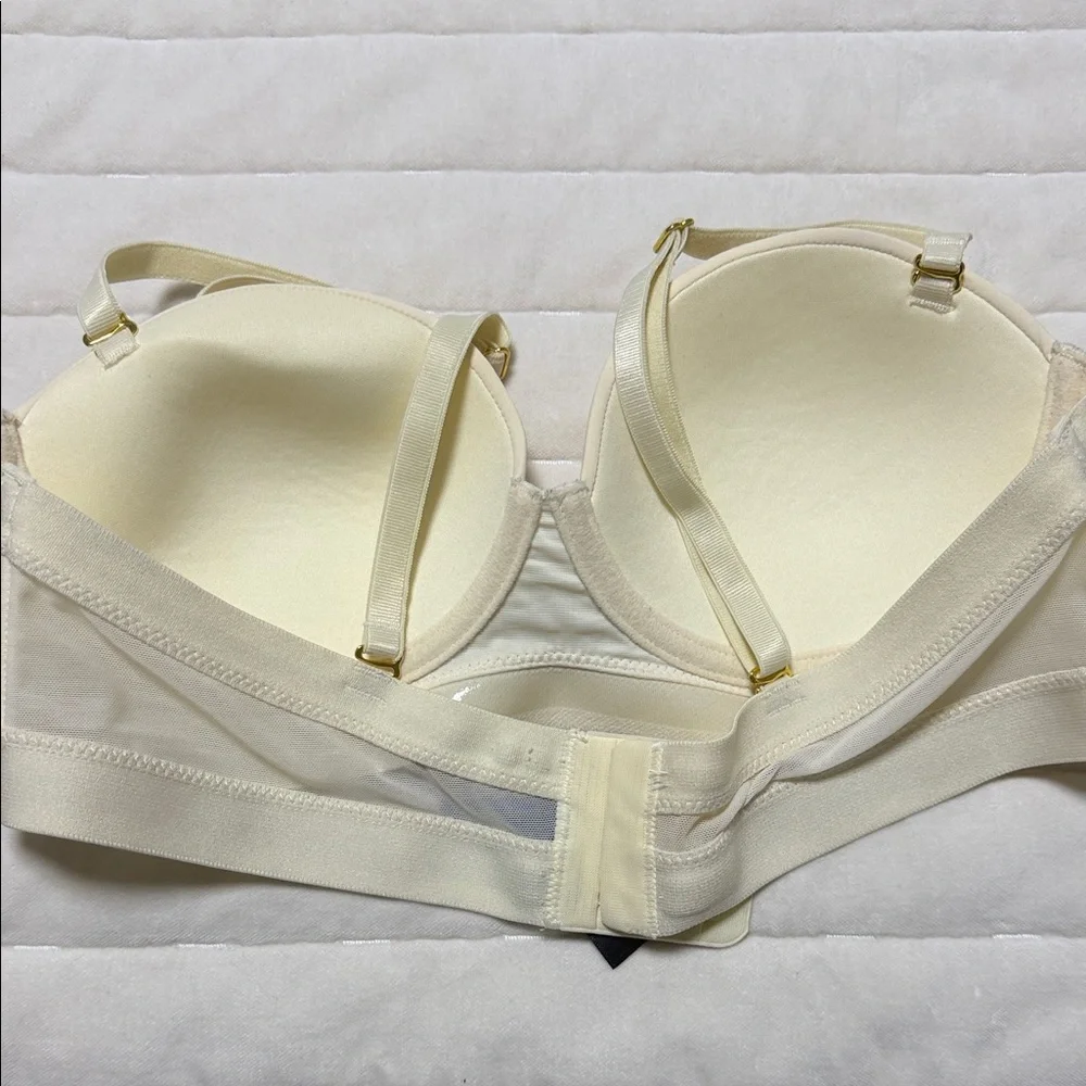 Pepper Cream Convertible Strapless Bra - Picture 2 of 2